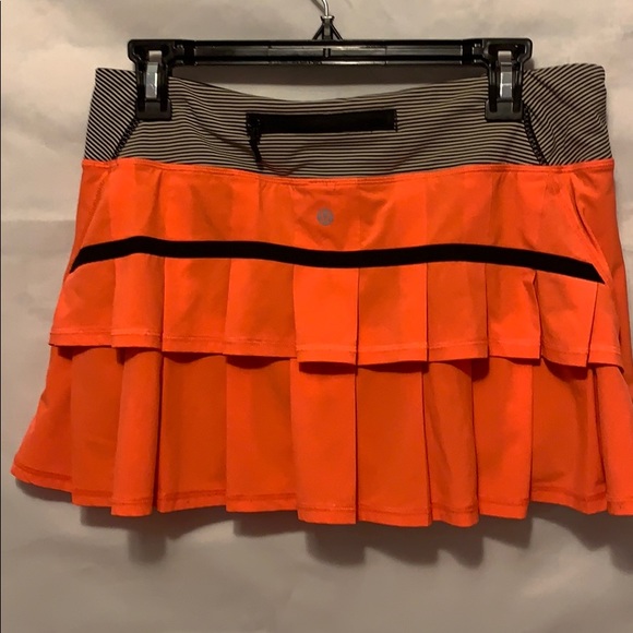 Lululemon skirt skort pleated orange black 8 euc - Picture 4 of 7